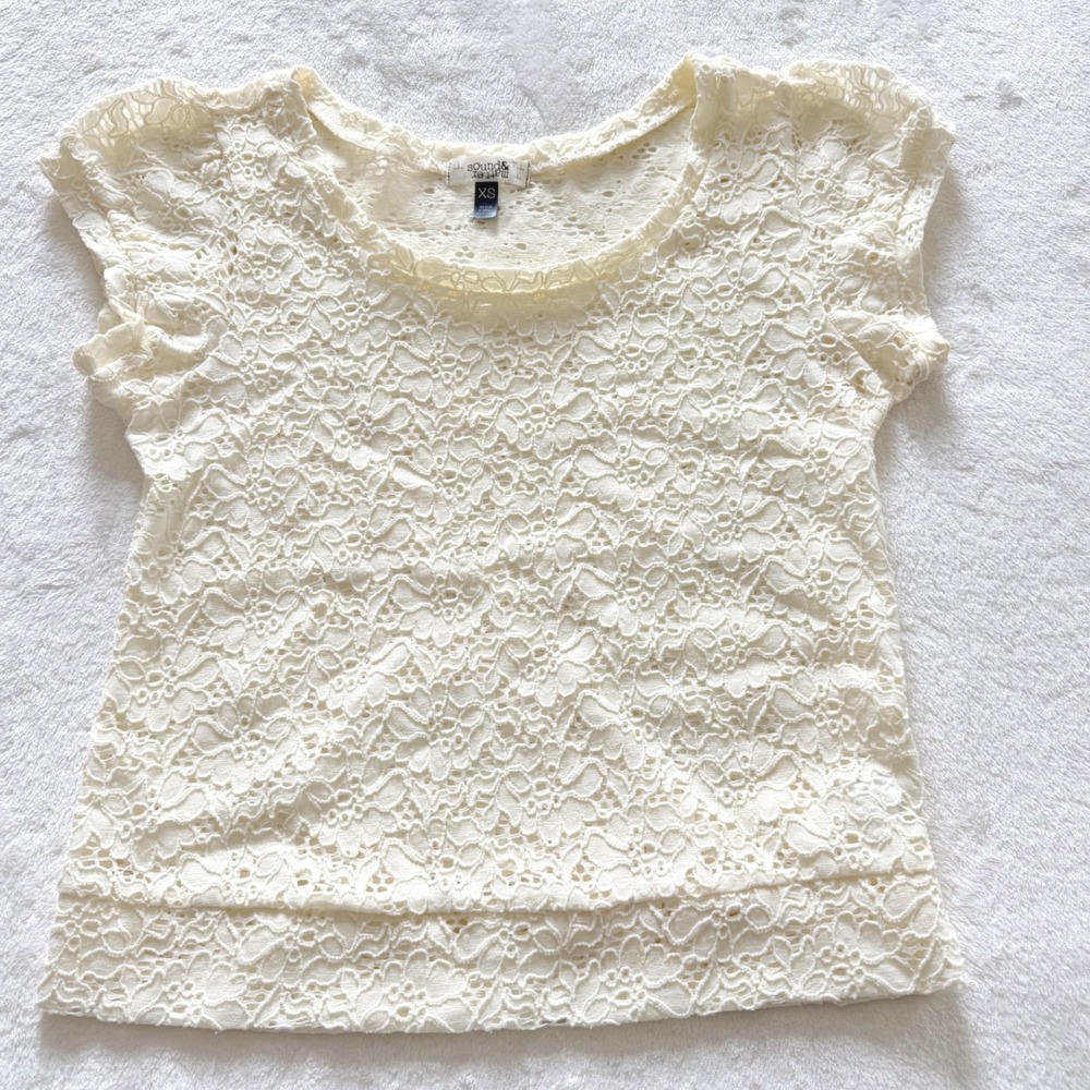 Sound & Matter Ivory Lace Cap Sleeve Blouse‎ Top XS Boho Romantic Stretch